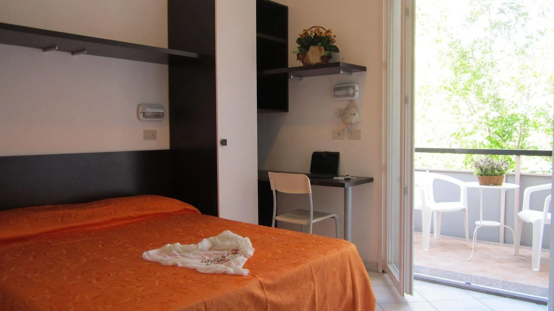 Hotel Des Bains Cattolica 3*,