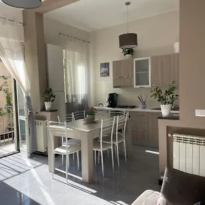 Apartment Casa Elodie 